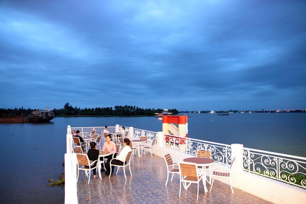 Nesta Hotel Cần Thơ Extérieur photo