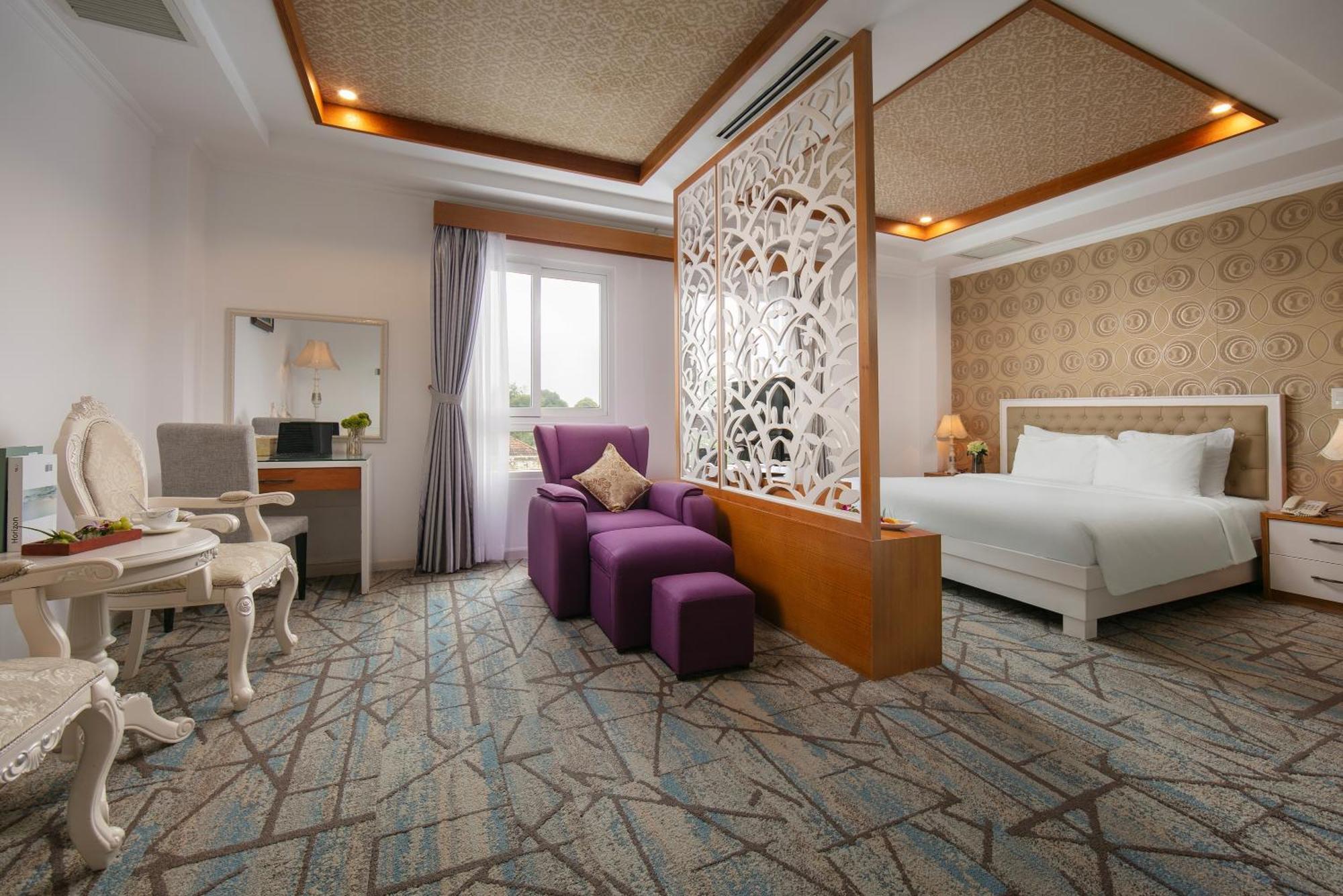 Nesta Hotel Cần Thơ Extérieur photo