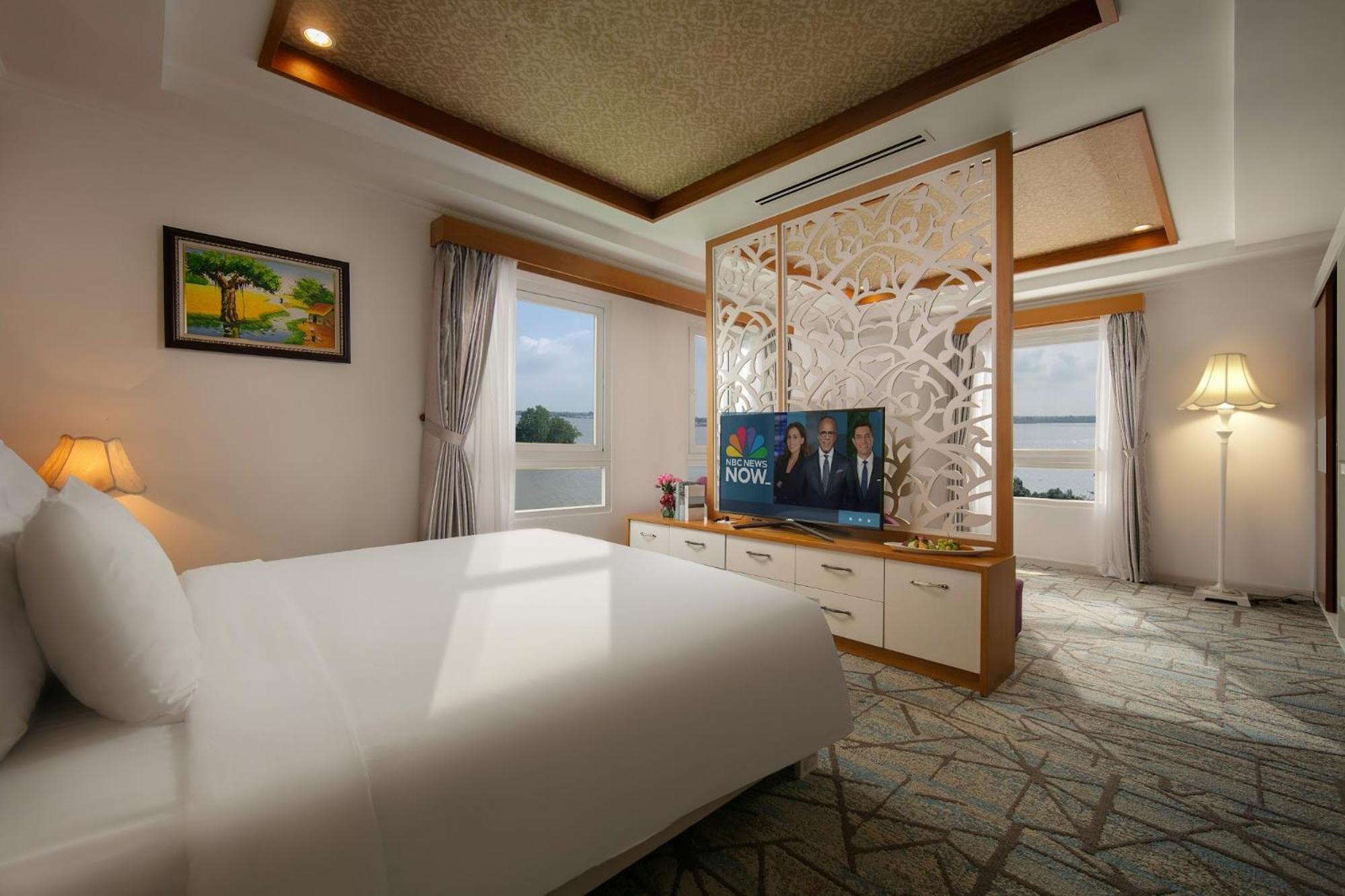 Nesta Hotel Cần Thơ Extérieur photo