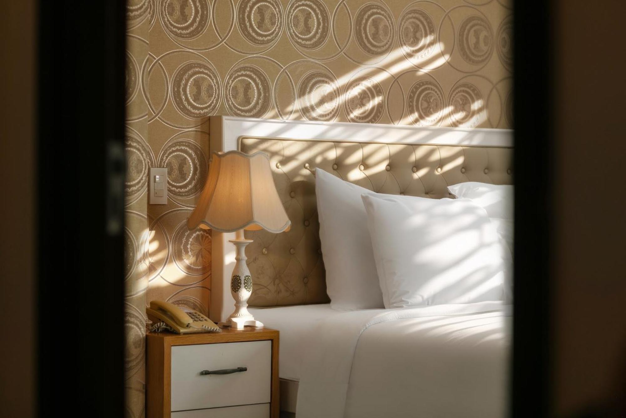 Nesta Hotel Cần Thơ Extérieur photo